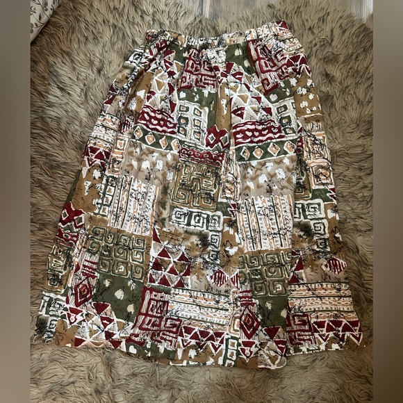 Alfred Dunner Printed Skirt - Picture 2 of 3